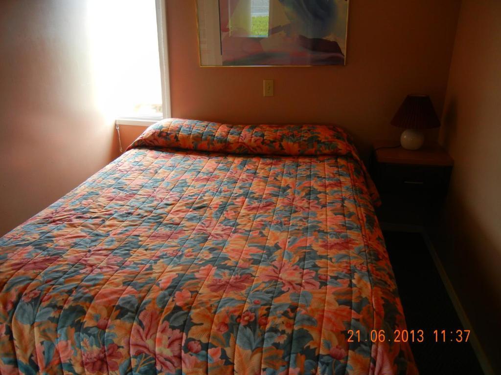 Holiday House Motel Penticton Quarto foto